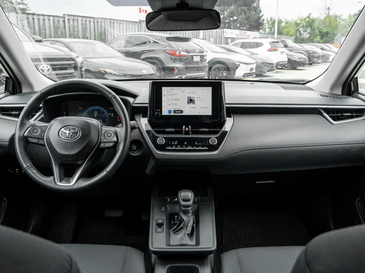 2026 Toyota Corolla Cross LE AWD Photo