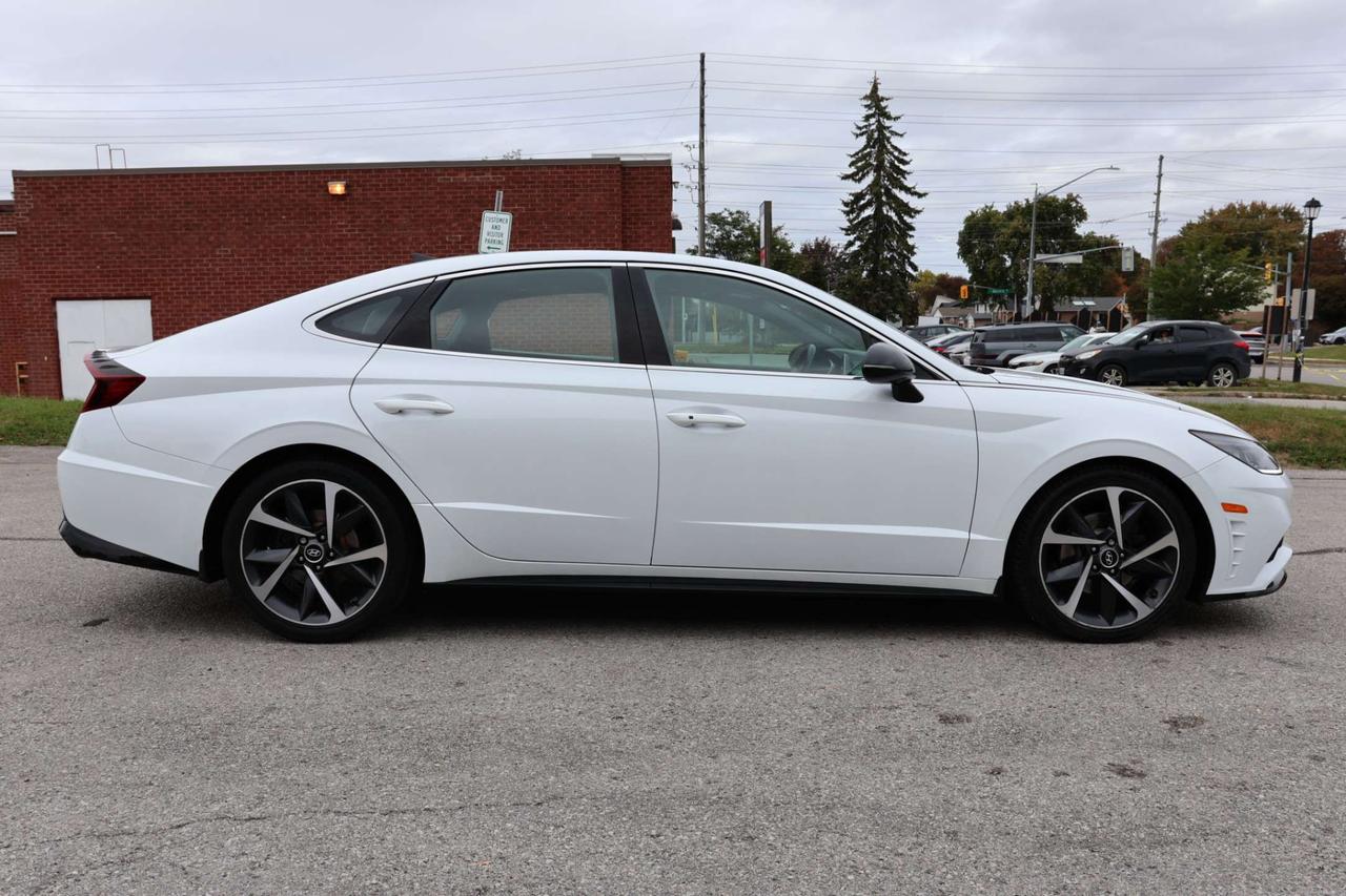 2021 Hyundai Sonata 1.6T SPORT-R STARTER/ADAPT CRUISE/BCAM/FCW/LKA/BLIS/LEATHER/H SEATS/KEYLESS/CARPLAY/PANOROOF Photo