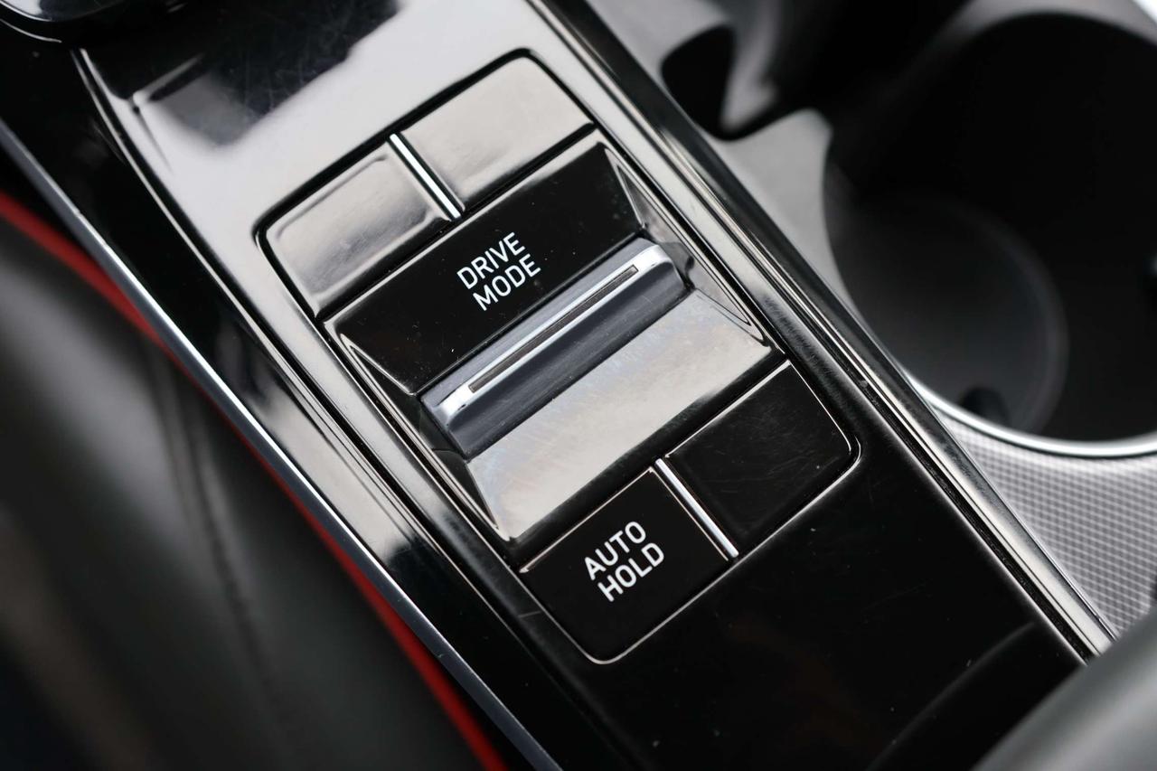2021 Hyundai Sonata 1.6T SPORT-R STARTER/ADAPT CRUISE/BCAM/FCW/LKA/BLIS/LEATHER/H SEATS/KEYLESS/CARPLAY/PANOROOF Photo