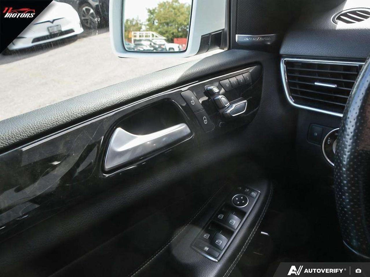 2017 Mercedes-Benz GLE 4MATIC 4dr GLE 400    AMG PKG   LOADED   CERTIFIED Photo