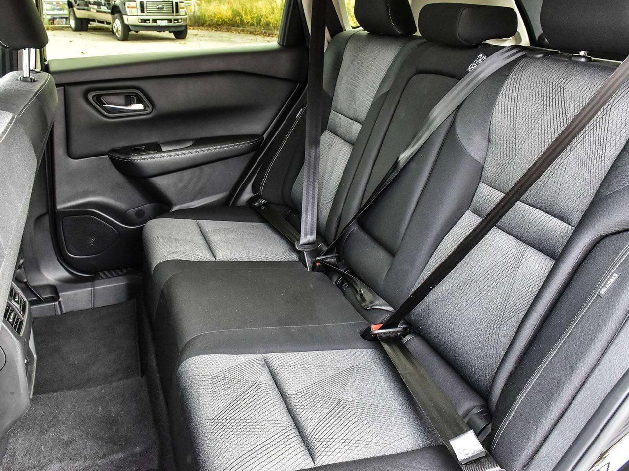 2026 Nissan Rogue SV Moonroof 4dr All-Wheel Drive Sport Utility Photo