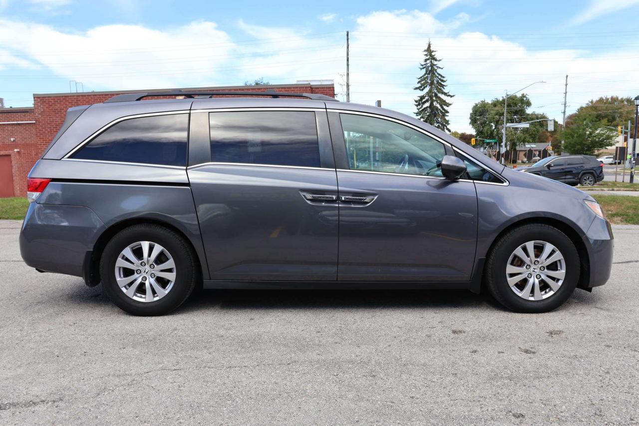 2016 Honda Odyssey EX-L-7PASS/BCAM/LDW/PARKING SNRS/LEATHER/H SEATS/KEYLESS/BLUETOOTH/SUNROOF Photo