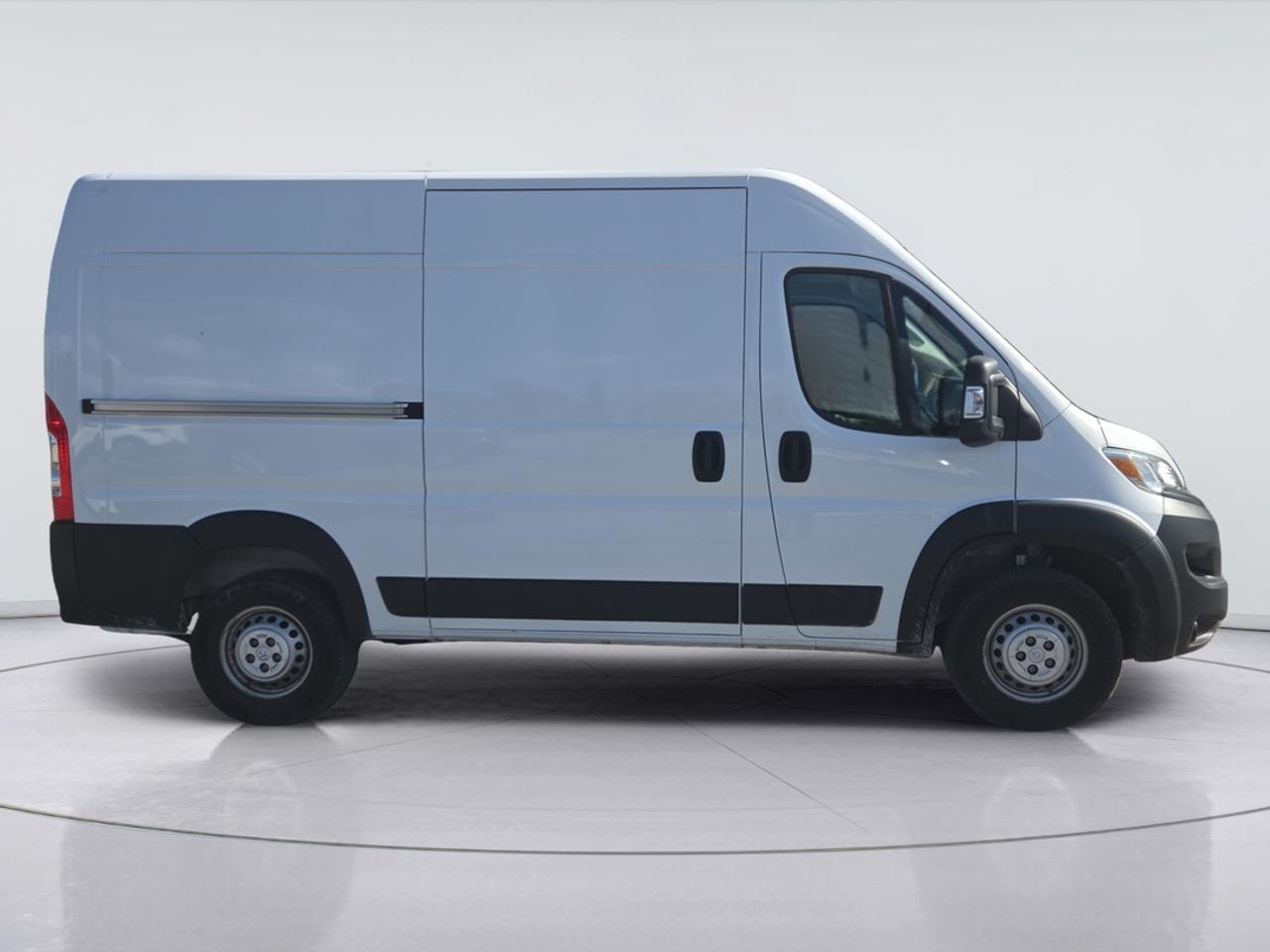 2025 RAM ProMaster 136" Wheelbase High Roof, Side Paneling, Floor Mat Photo
