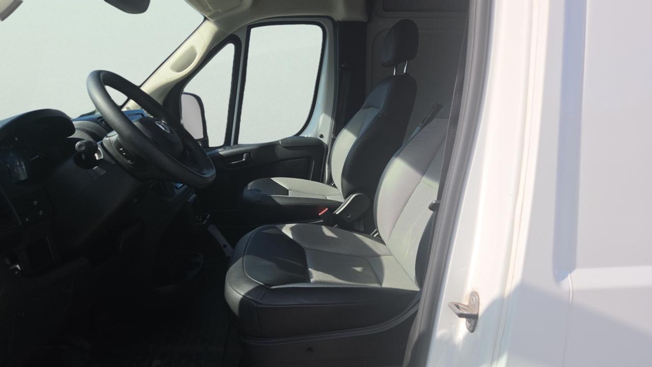 2025 RAM ProMaster 136" Wheelbase High Roof, Side Paneling, Floor Mat Photo