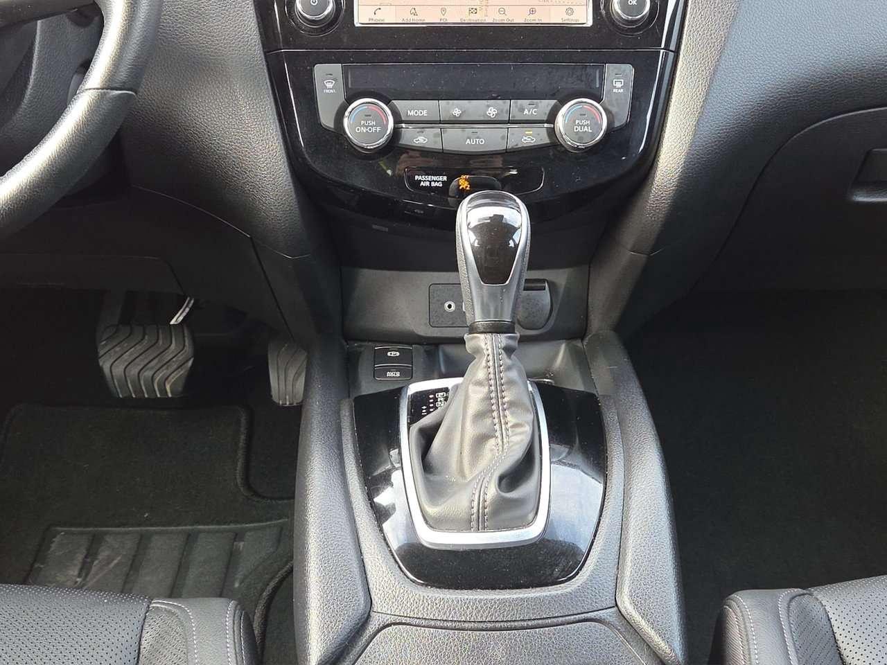 2023 Nissan Qashqai SL Photo