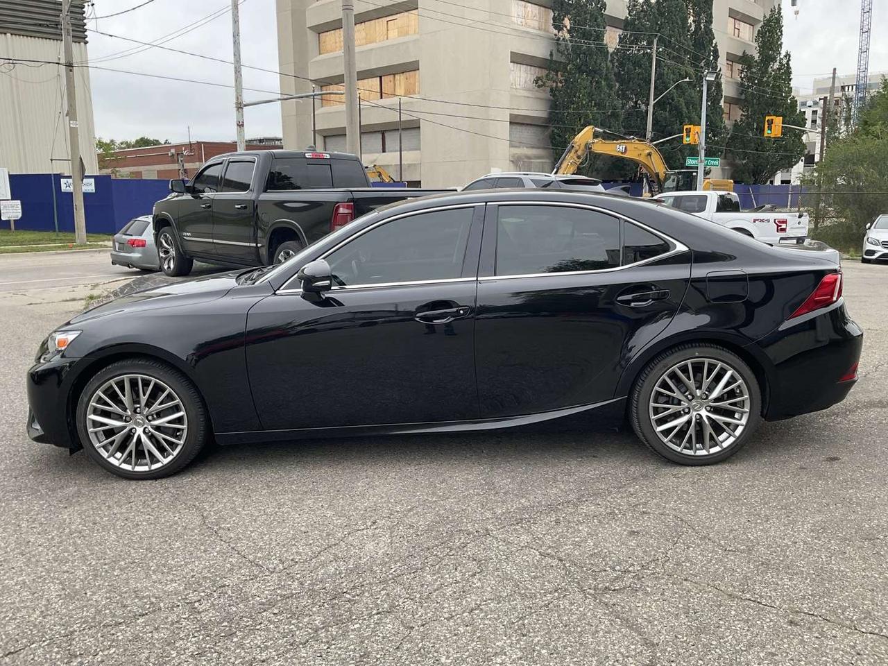 2016 Lexus IS 300 AWD - LEATHER! BACK-UP CAM! COOLED SEATS! SUNROOF! Photo