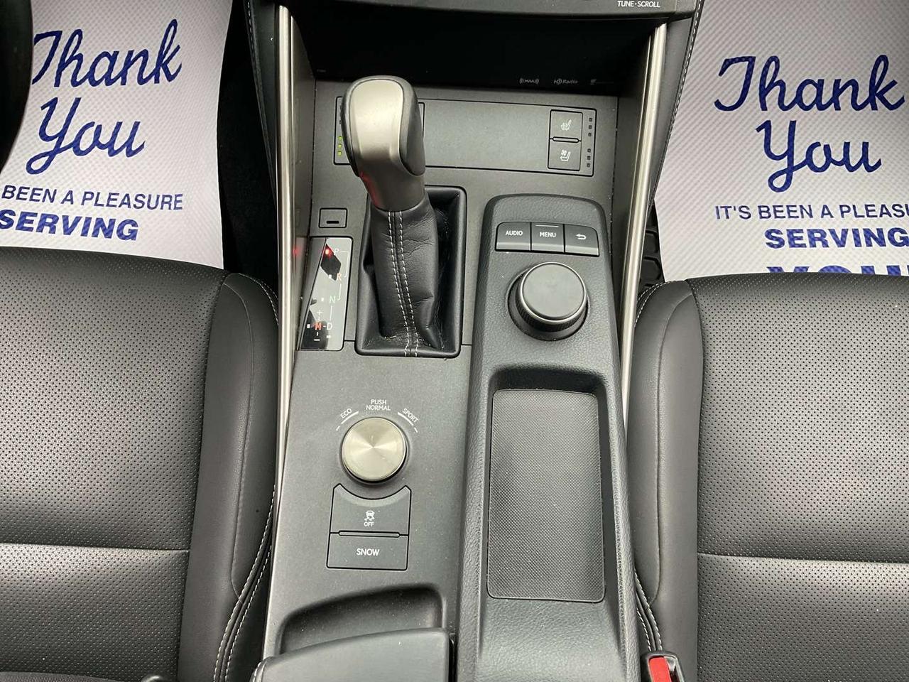 2016 Lexus IS 300 AWD - LEATHER! BACK-UP CAM! COOLED SEATS! SUNROOF! Photo