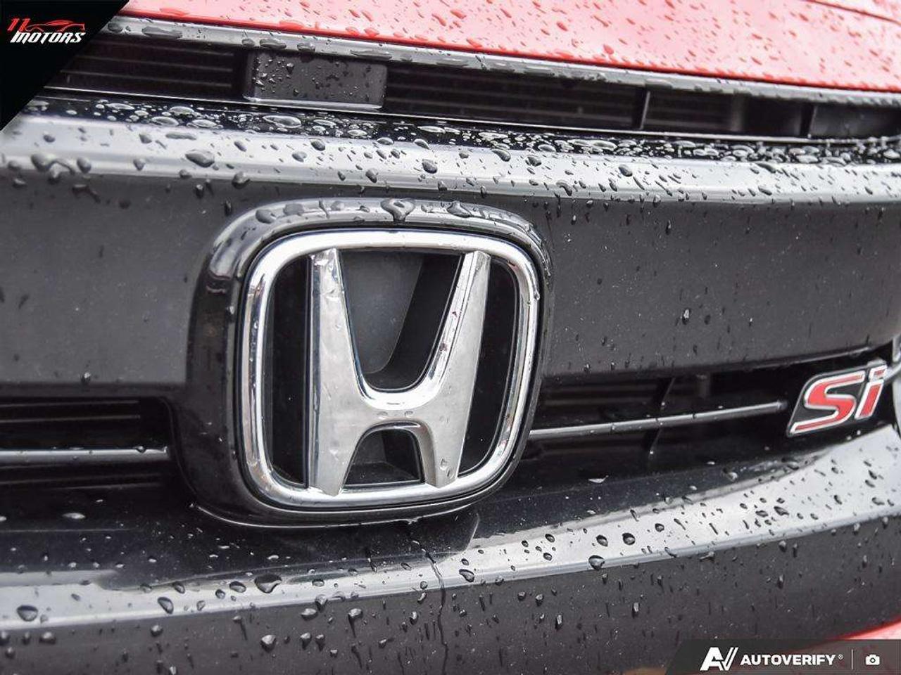 2019 Honda Civic Manual   LOADED!   NO ACCIDENTS Photo
