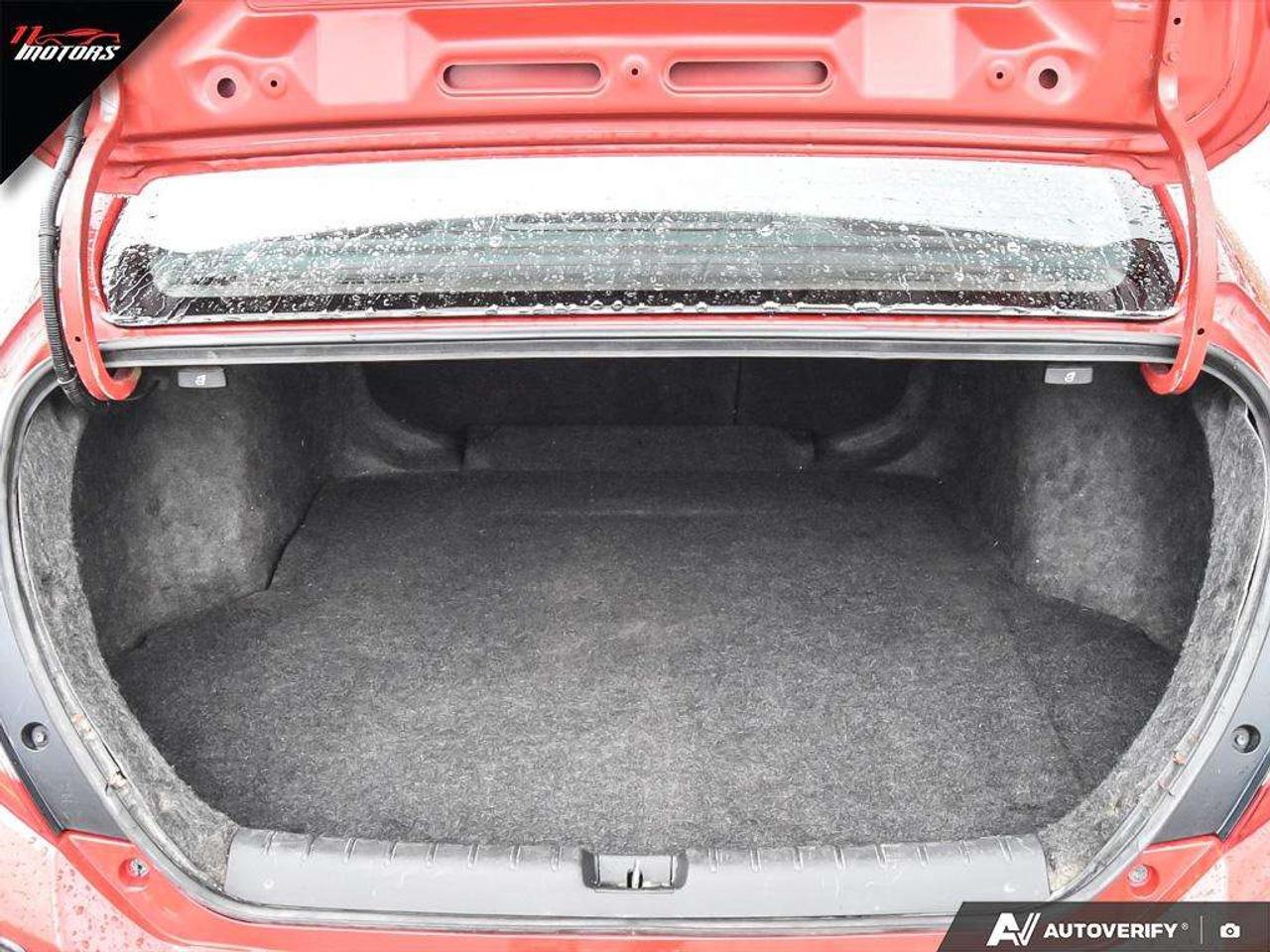 2019 Honda Civic Manual   LOADED!   NO ACCIDENTS Photo