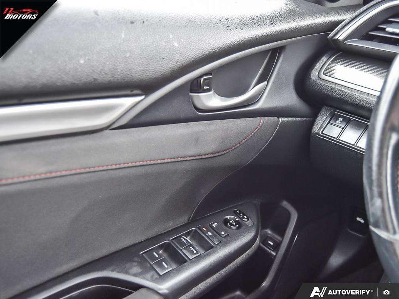 2019 Honda Civic Manual   LOADED!   NO ACCIDENTS Photo
