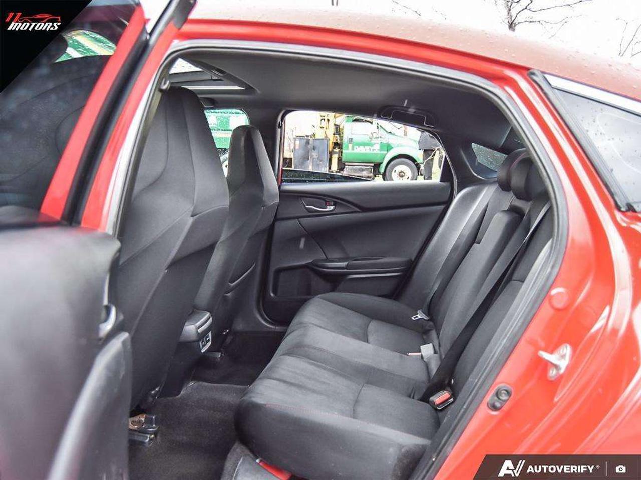 2019 Honda Civic Manual   LOADED!   NO ACCIDENTS Photo
