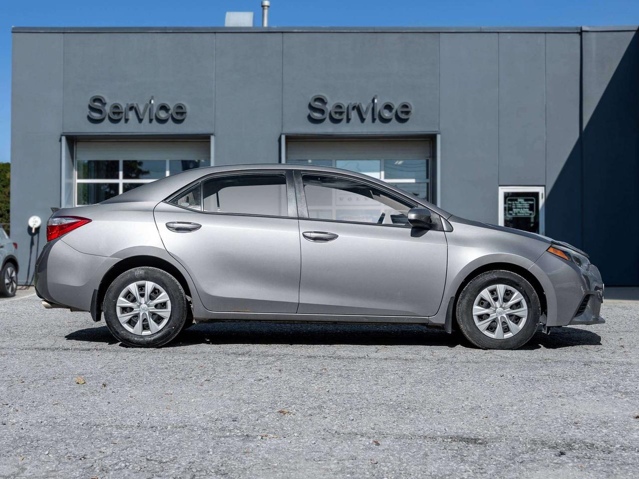 2014 Toyota Corolla LE ECO   ACCIDENT FREE  SAFETY CERTIFIED  TRADE IN Photo
