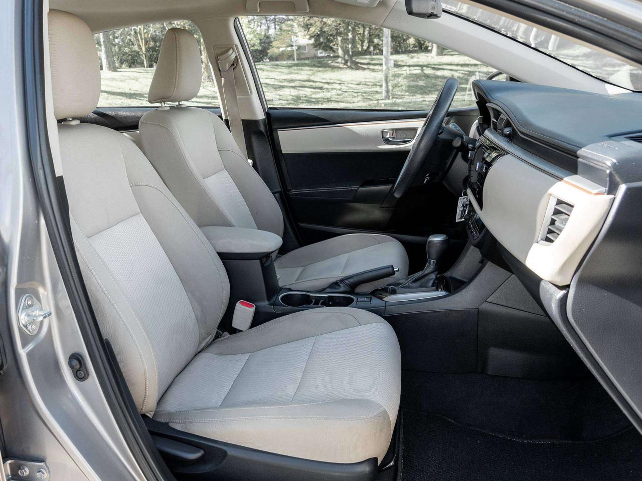2014 Toyota Corolla LE ECO   ACCIDENT FREE  SAFETY CERTIFIED  TRADE IN Photo