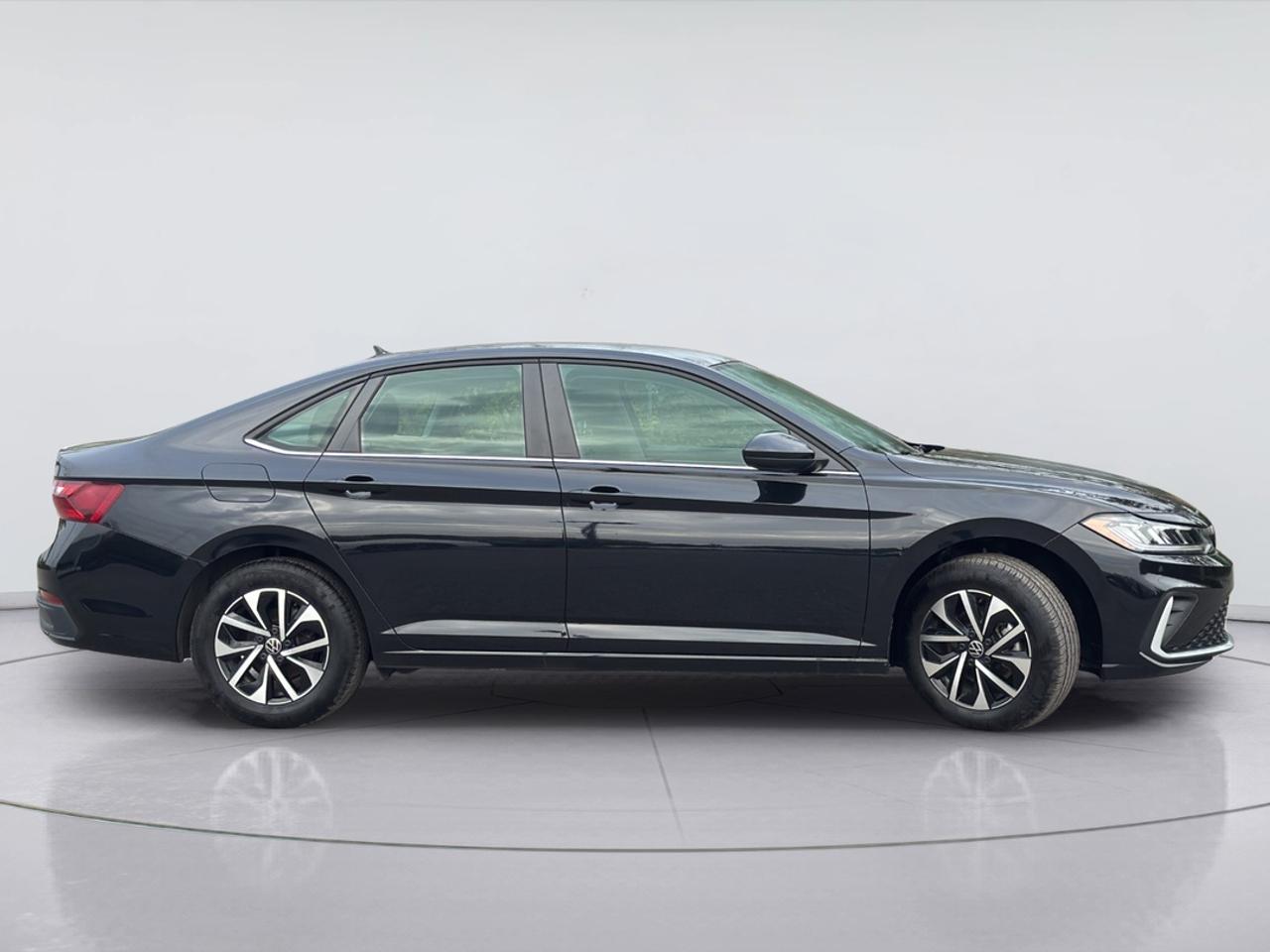 2025 Volkswagen Jetta Trendline Photo