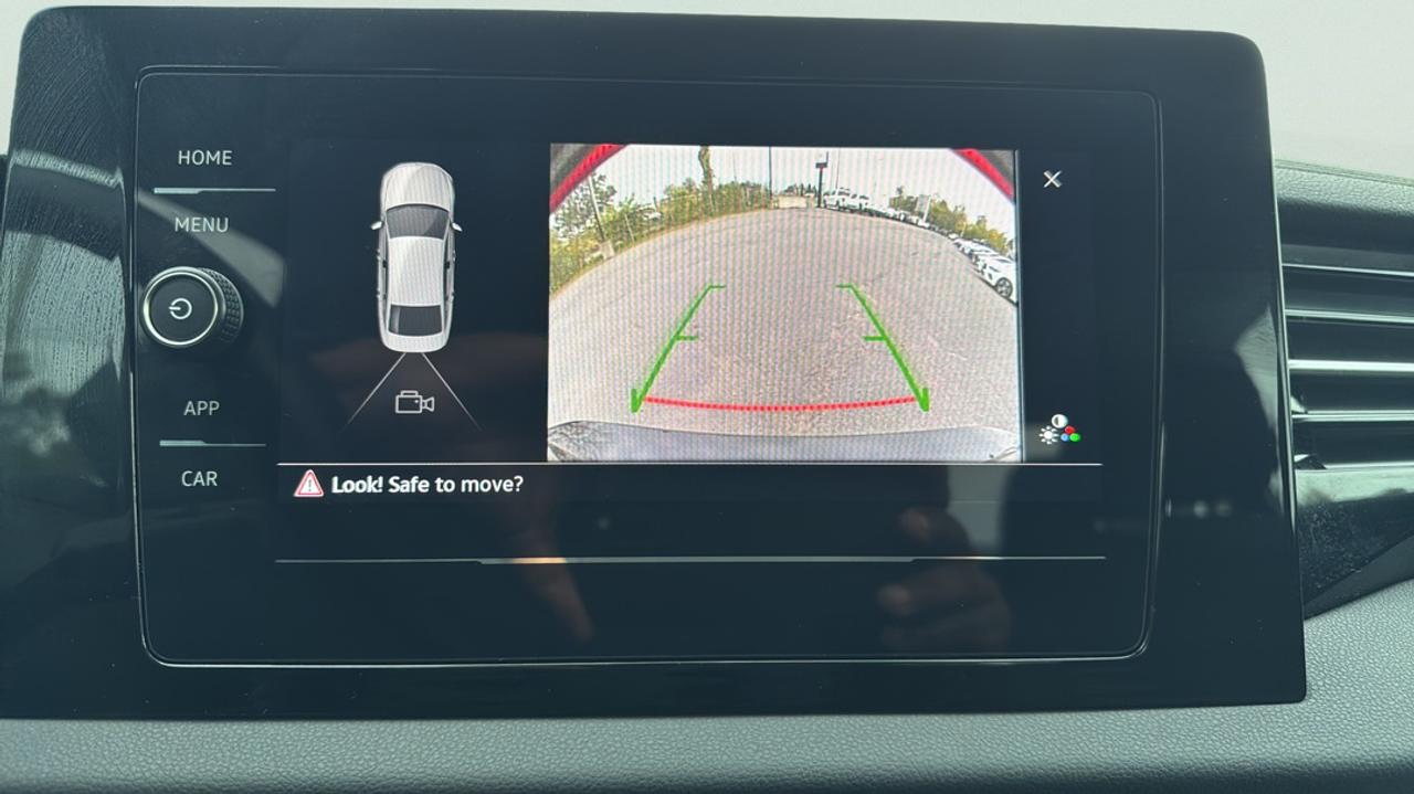 2025 Volkswagen Jetta Trendline Photo