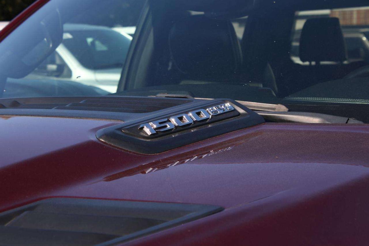 2022 RAM 1500 Laramie Crew Cab 4x4  Gps SiriusXM SideSteps Parki Photo