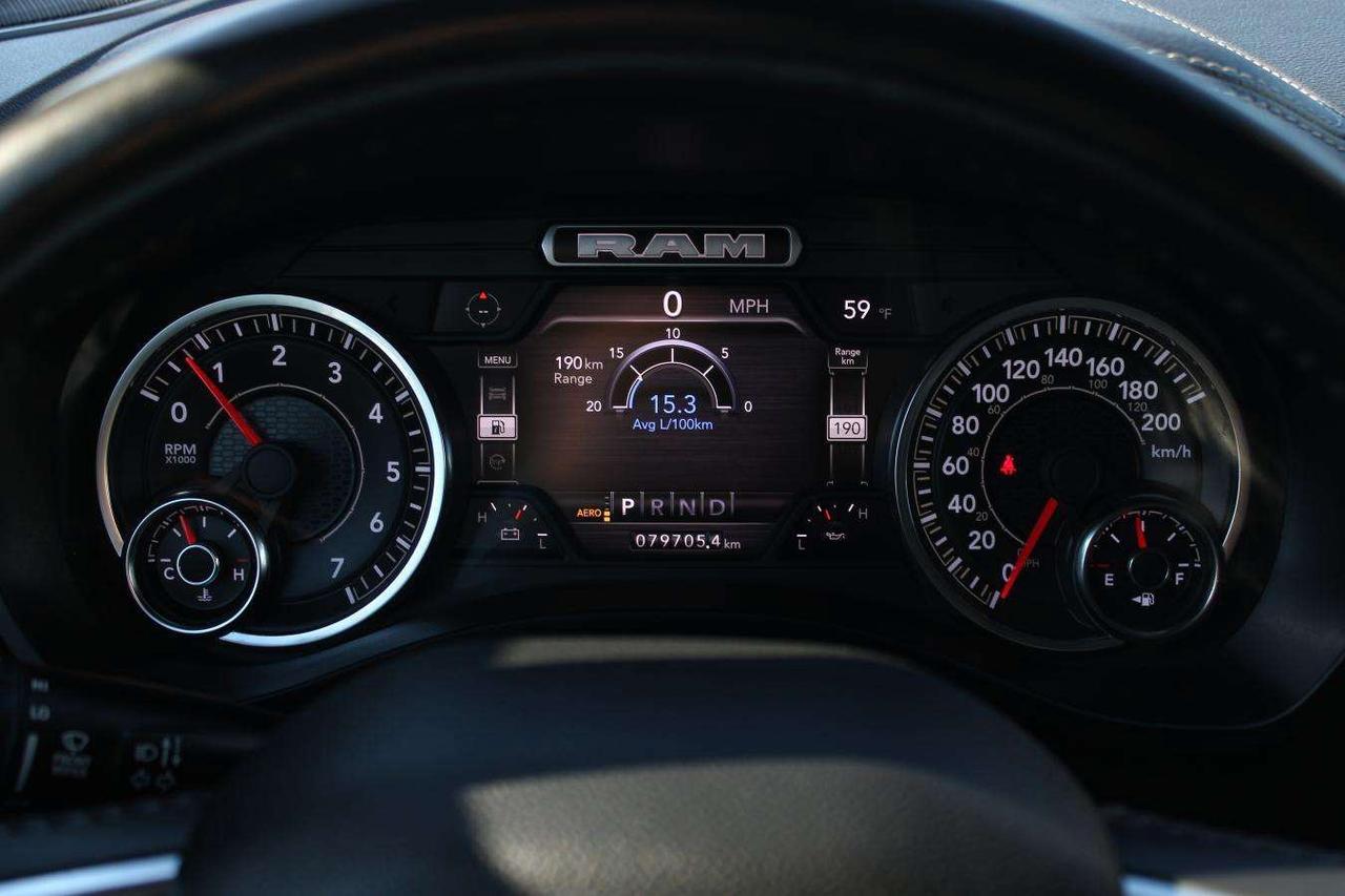 2022 RAM 1500 Laramie Crew Cab 4x4  Gps SiriusXM SideSteps Parki Photo