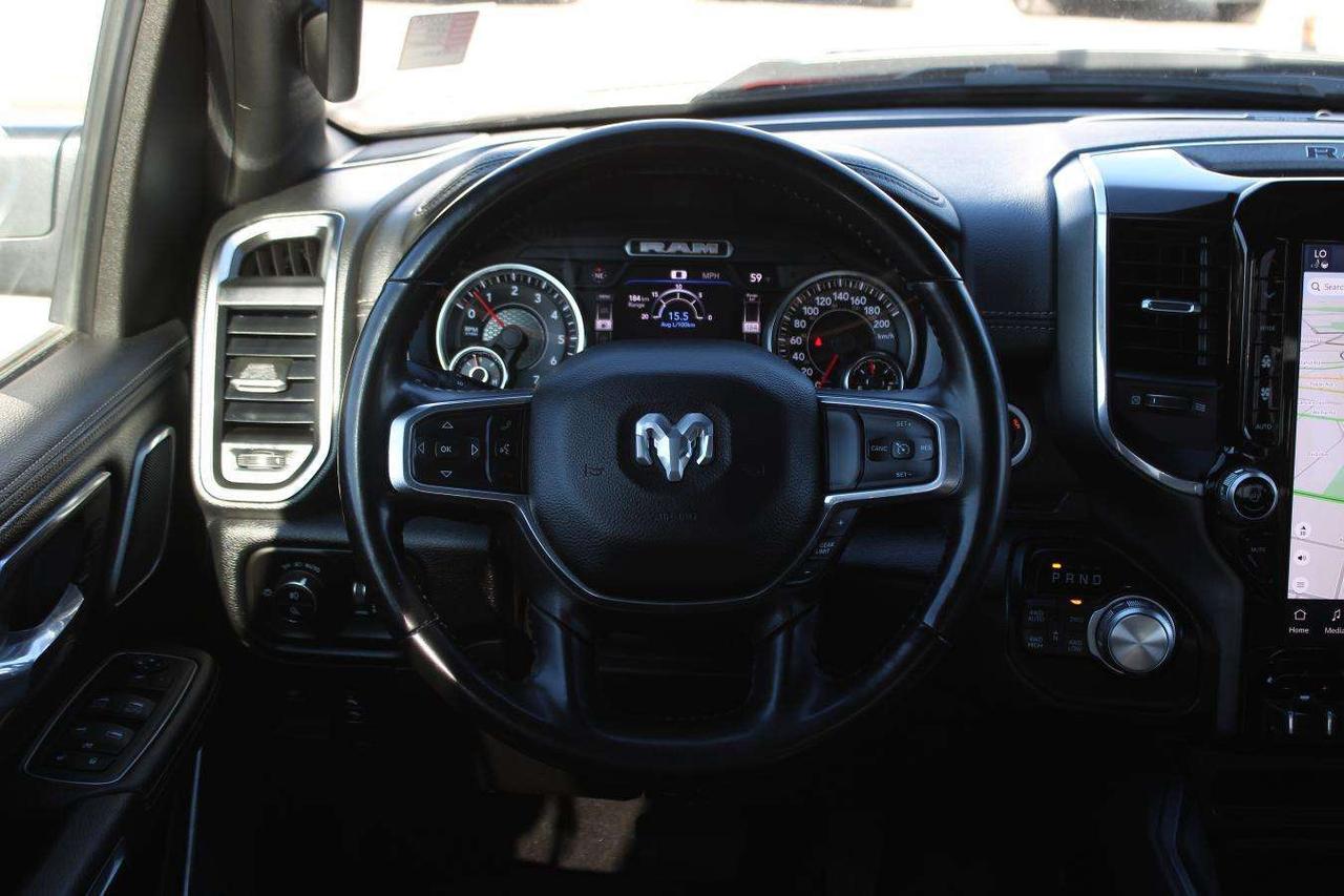 2022 RAM 1500 Laramie Crew Cab 4x4  Gps SiriusXM SideSteps Parki Photo