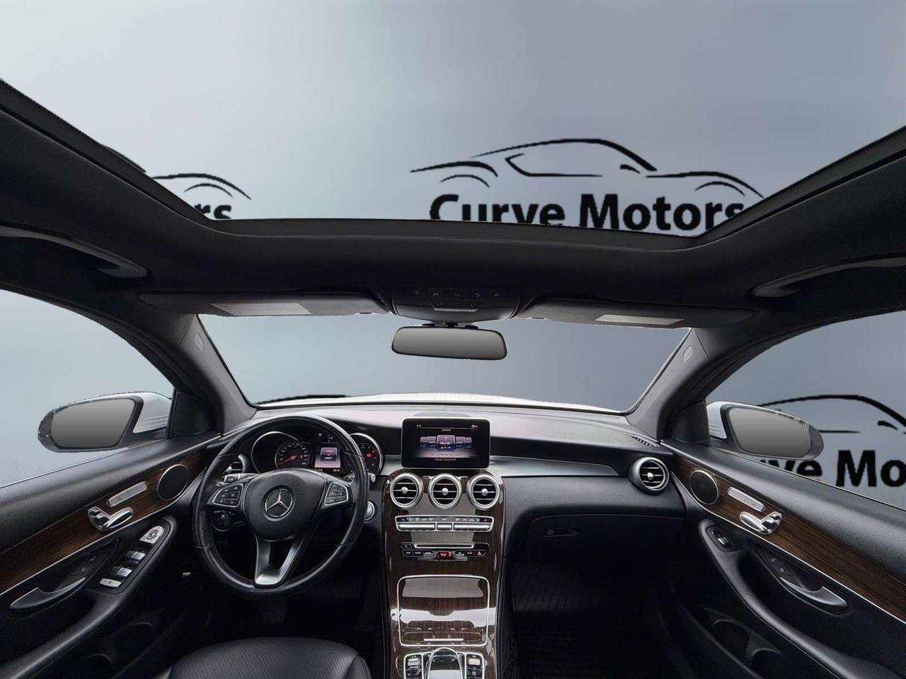 2019 Mercedes-Benz GLC GLC 300 4MATIC AMG PKG * NO ACCIDENTS / DRIVER ASSIST / PANO / Photo