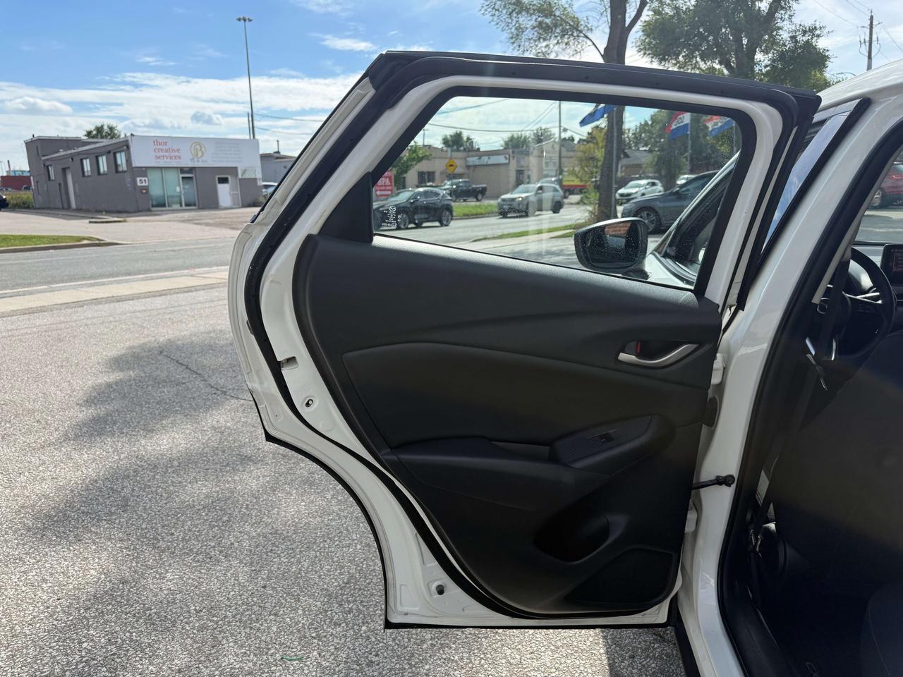 2020 Mazda CX-3 GS l FWD l Skyactve l Auto l CarPlay l 2.0L l 4Cyl Photo