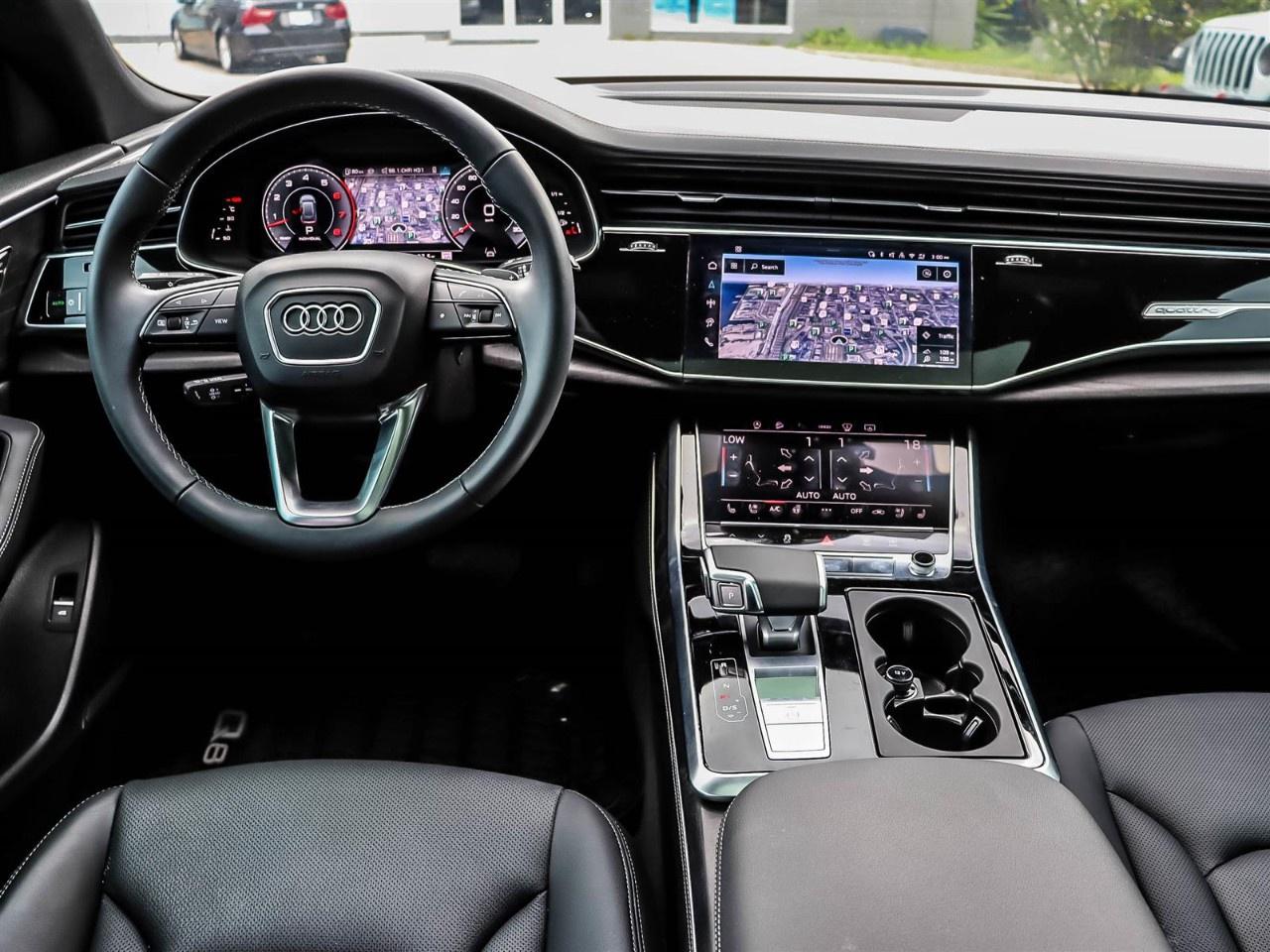 2025 Audi Q8 Technik 55 TFSI quattro Photo
