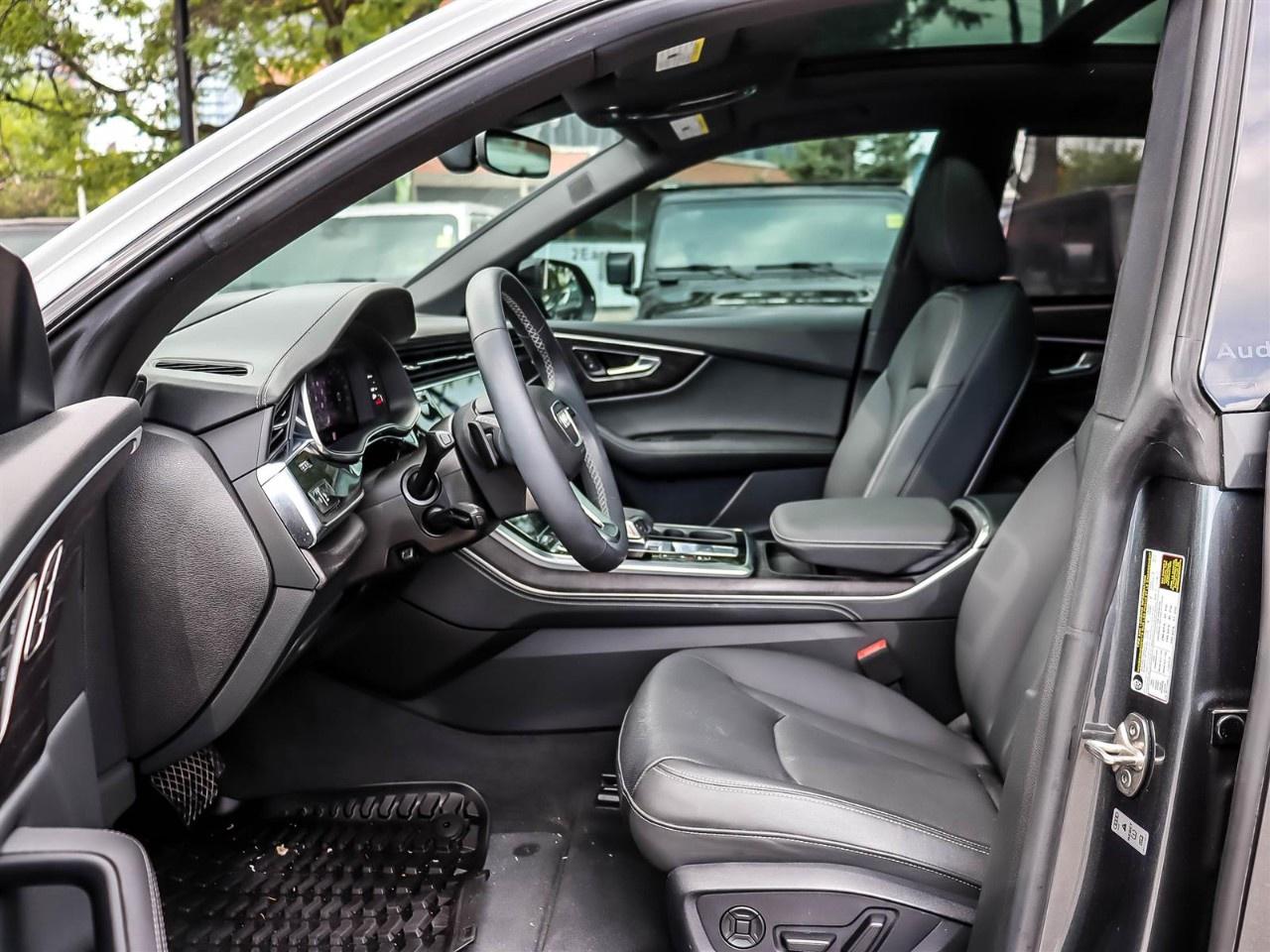 2025 Audi Q8 Technik 55 TFSI quattro Photo