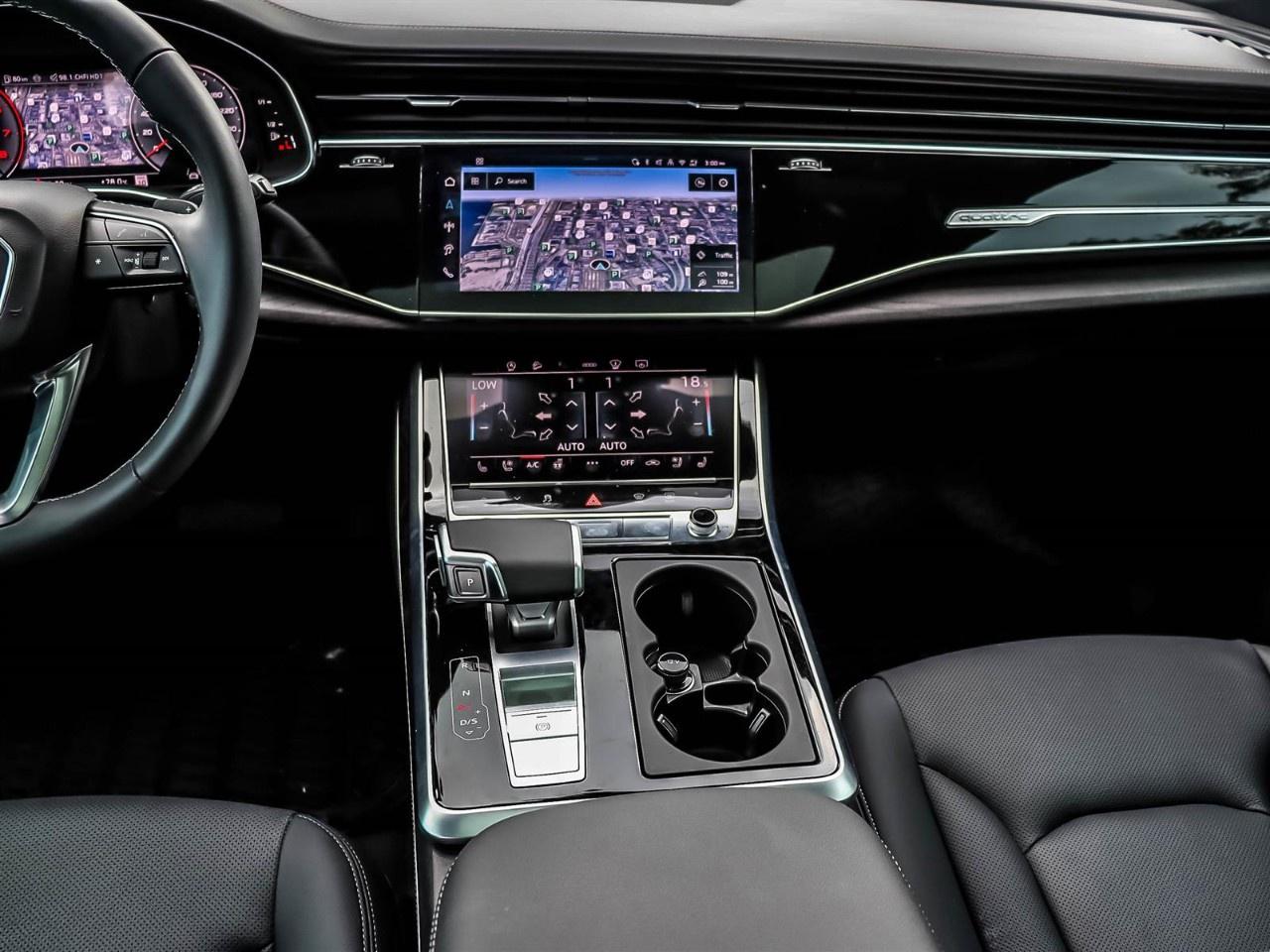 2025 Audi Q8 Technik 55 TFSI quattro Photo
