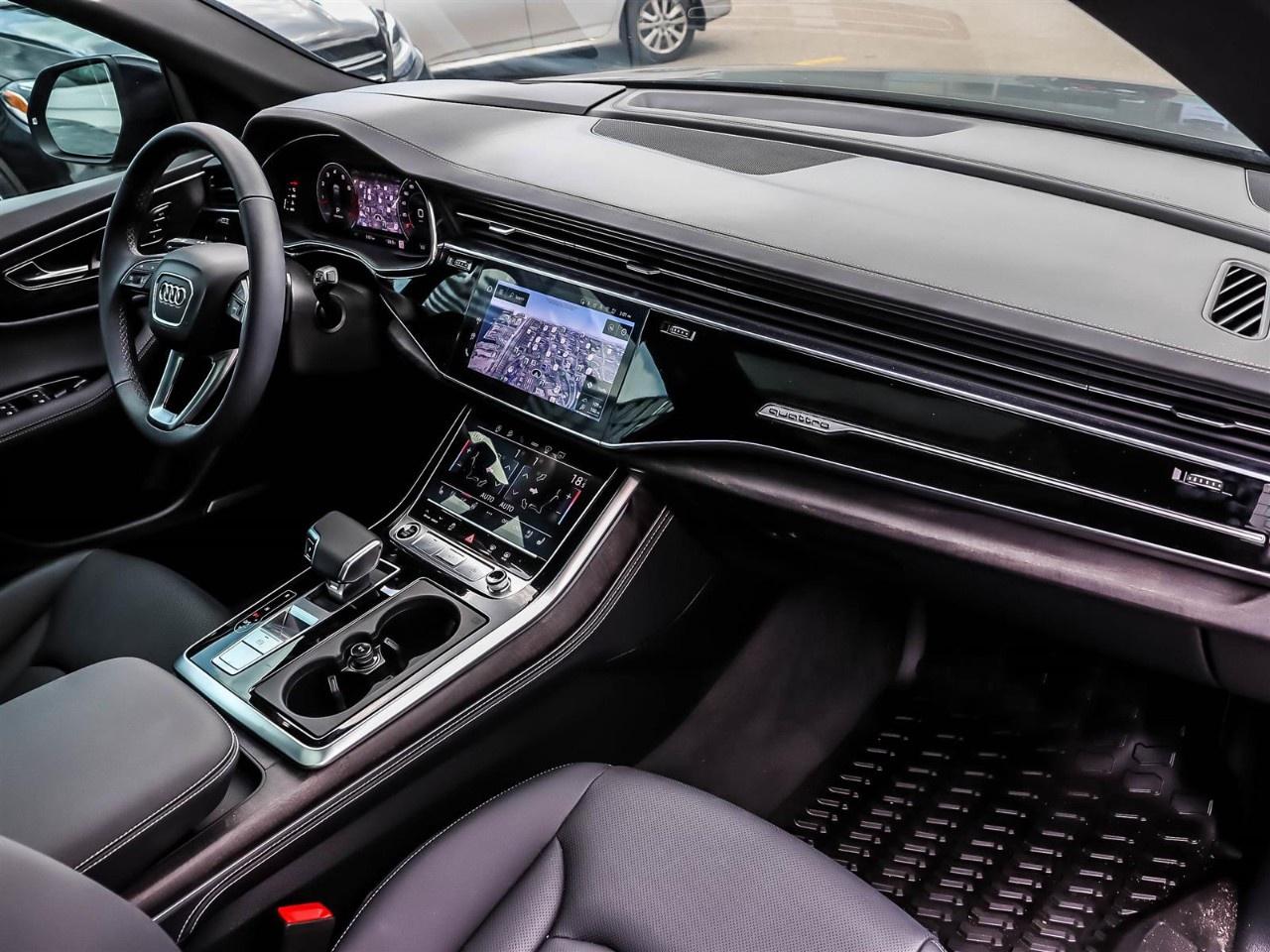 2025 Audi Q8 Technik 55 TFSI quattro Photo