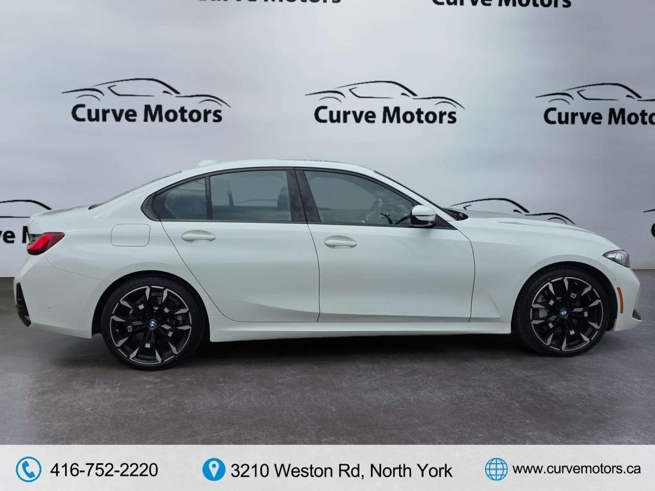 2025 BMW 3 Series 330i xDrive M-SPORT * HUD / DRIVER ASSIST / CARPLAY / CAMERA / ROOF Photo
