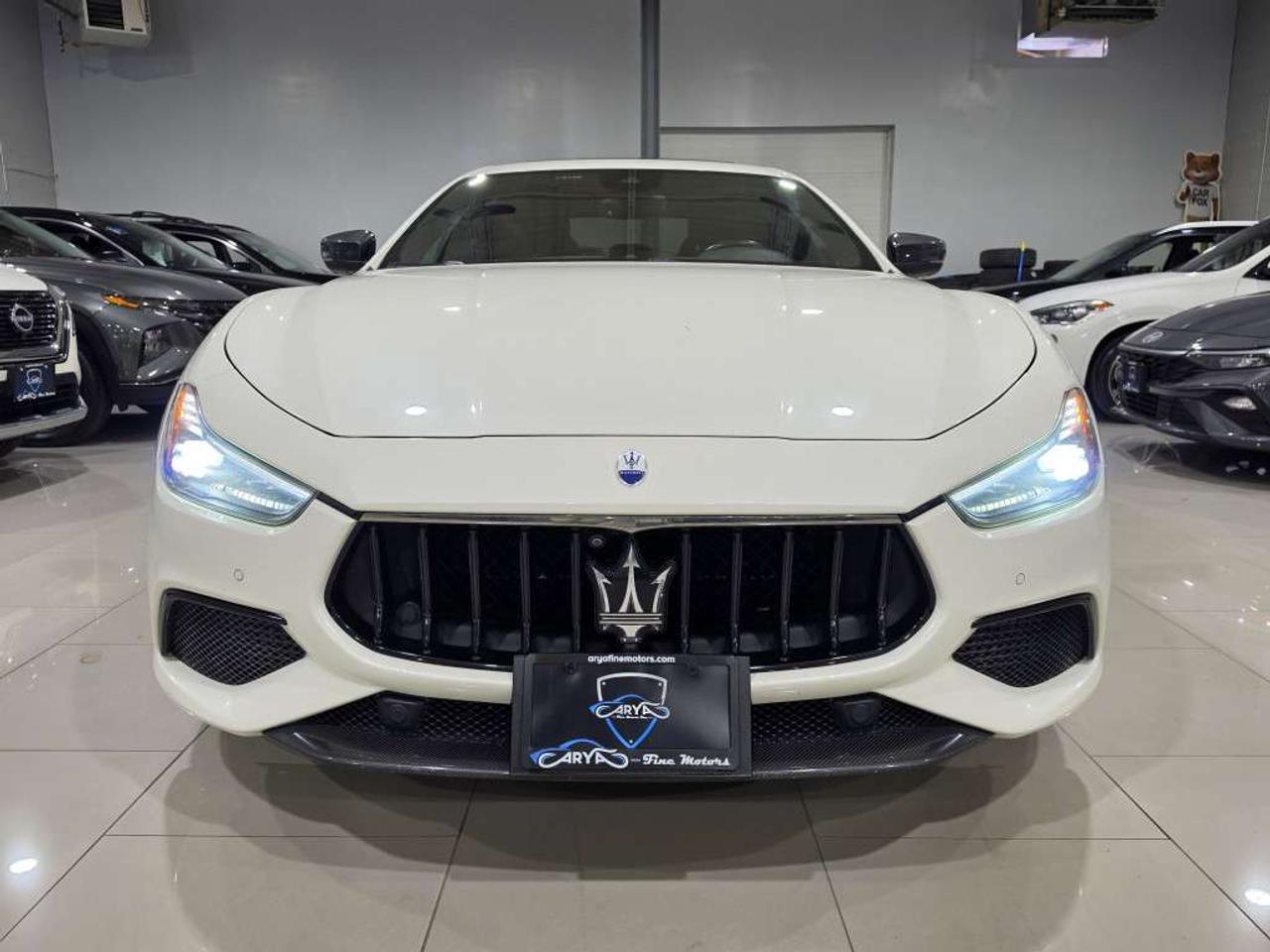 2022 Maserati Ghibli Modena Q4 AWD NERISSIMO CARBON PKG NO ACCIDENT BLACK LEATHER WITH RED STITCHING Photo2