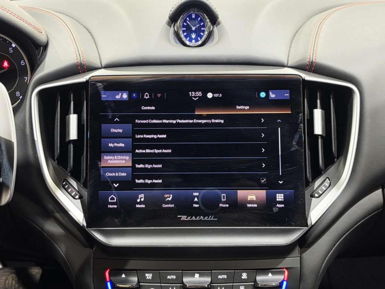 2022 Maserati Ghibli Modena Q4 AWD NERISSIMO CARBON PKG NO ACCIDENT BLACK LEATHER WITH RED STITCHING Photo
