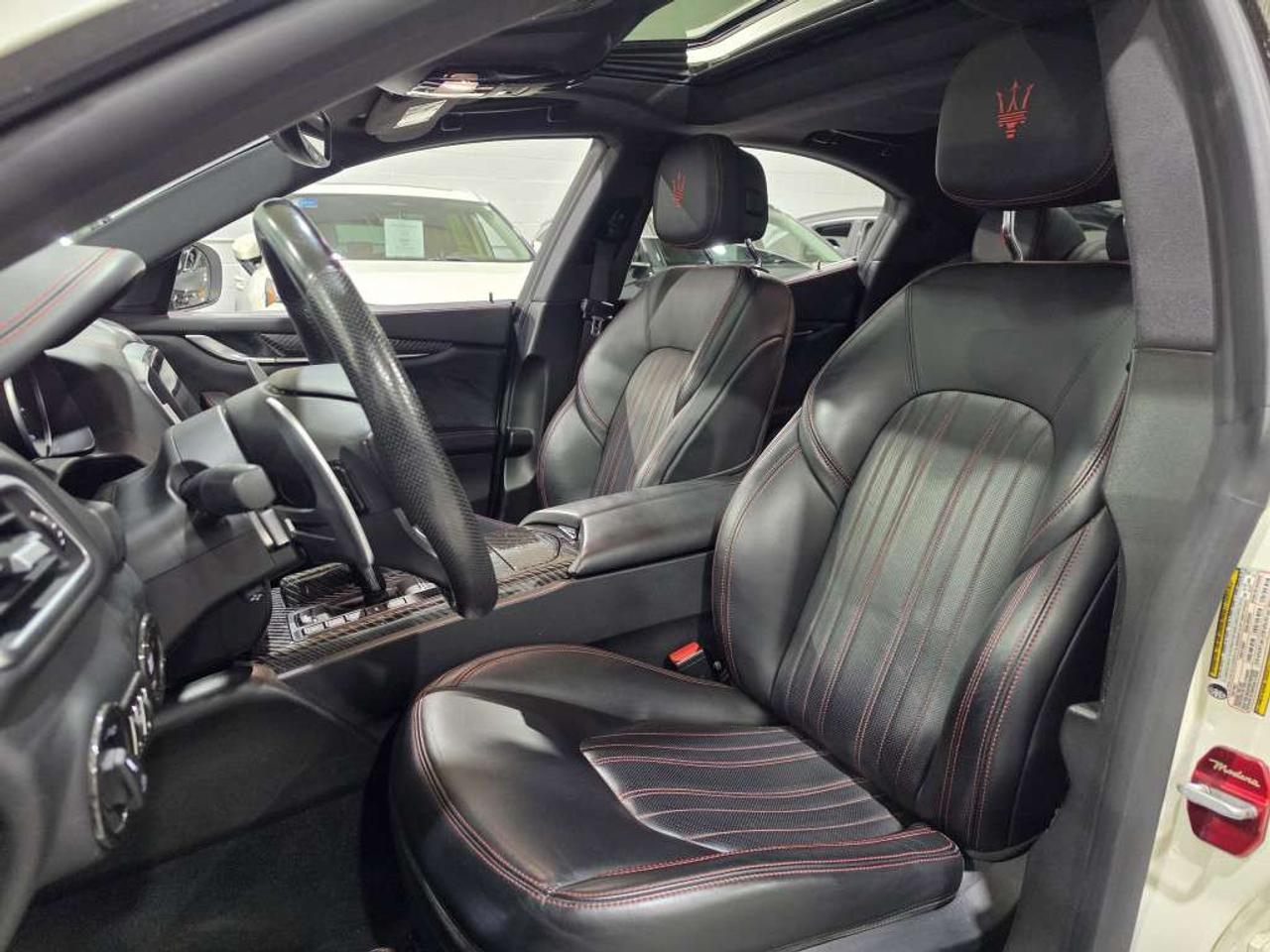 2022 Maserati Ghibli Modena Q4 AWD NERISSIMO CARBON PKG NO ACCIDENT BLACK LEATHER WITH RED STITCHING Photo