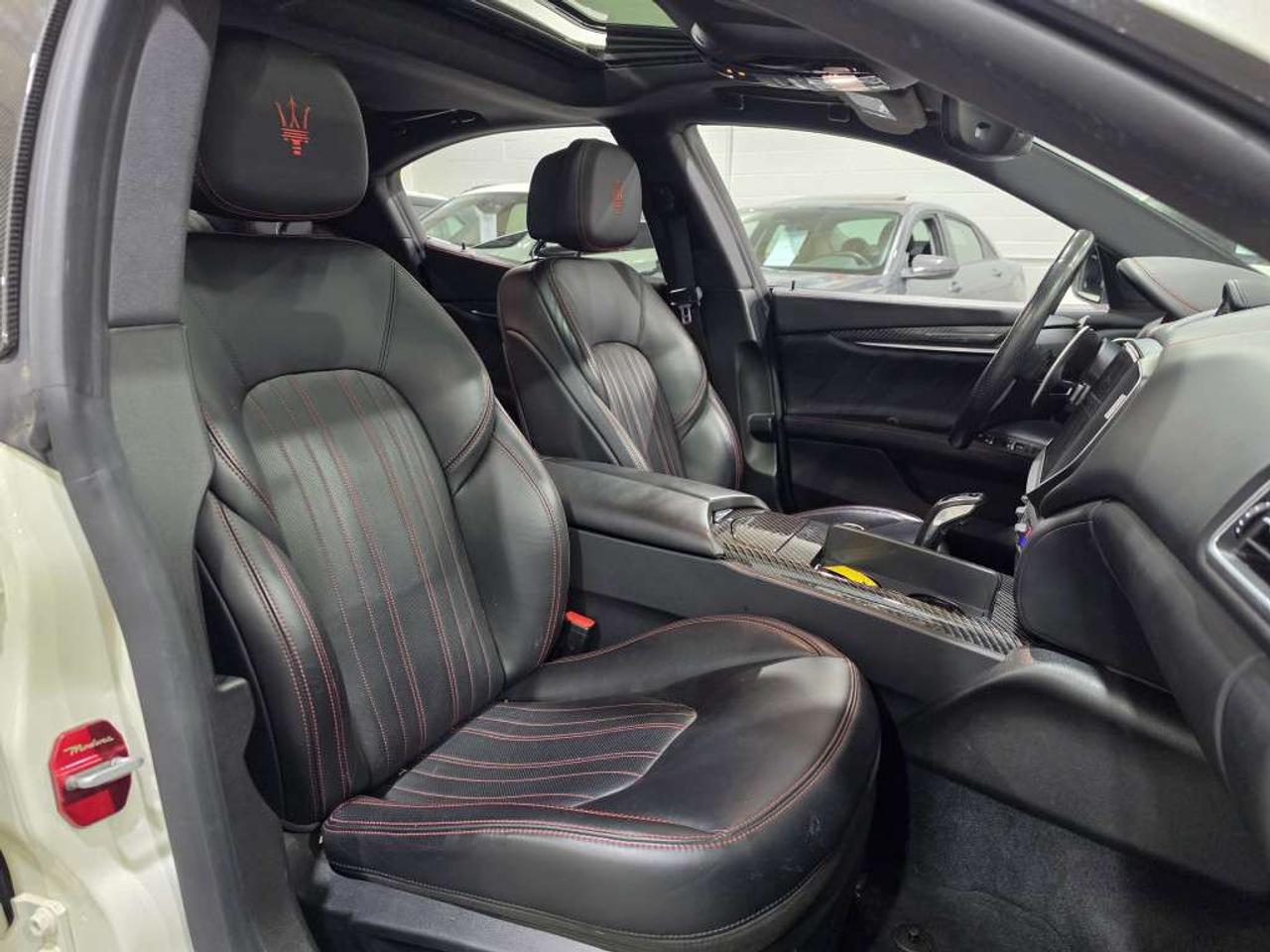 2022 Maserati Ghibli Modena Q4 AWD NERISSIMO CARBON PKG NO ACCIDENT BLACK LEATHER WITH RED STITCHING Photo
