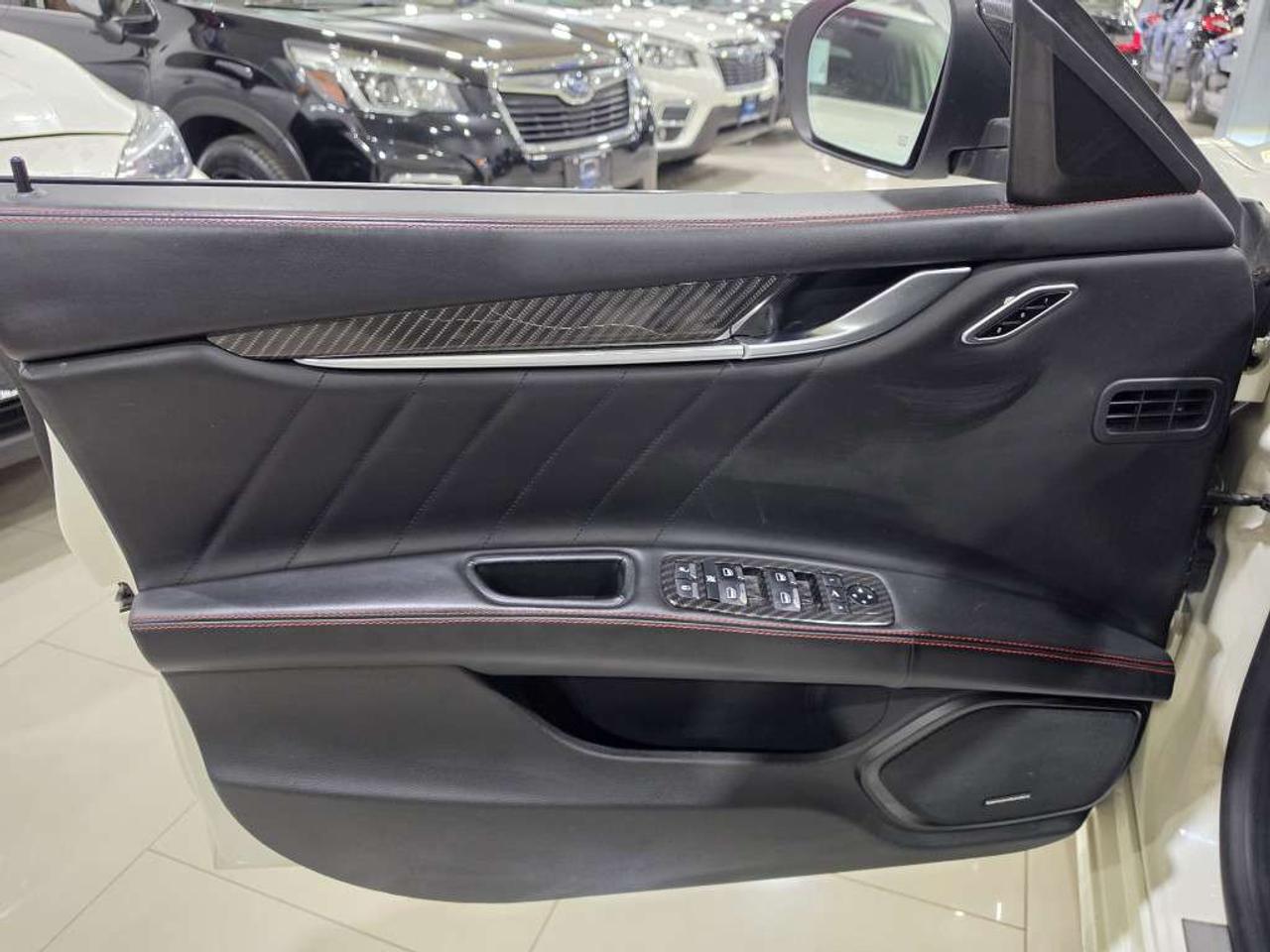2022 Maserati Ghibli Modena Q4 AWD NERISSIMO CARBON PKG NO ACCIDENT BLACK LEATHER WITH RED STITCHING Photo
