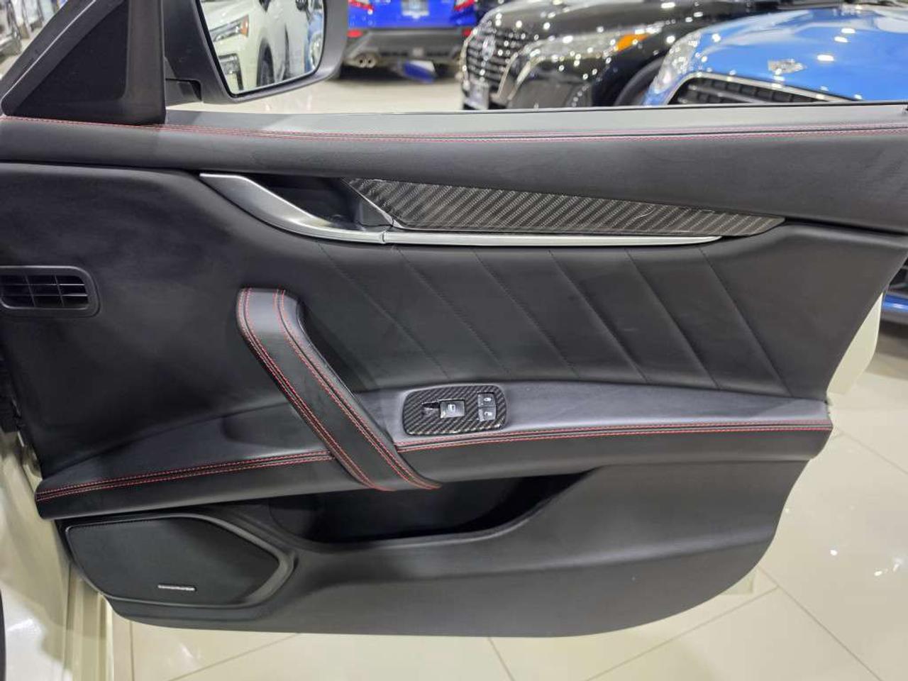 2022 Maserati Ghibli Modena Q4 AWD NERISSIMO CARBON PKG NO ACCIDENT BLACK LEATHER WITH RED STITCHING Photo