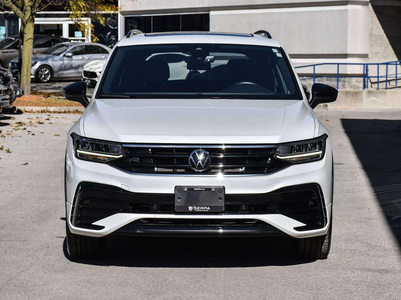 2024 Volkswagen Tiguan Comfortline R-Line Black Edition 4dr All-Wheel Drive 4MOTION Photo