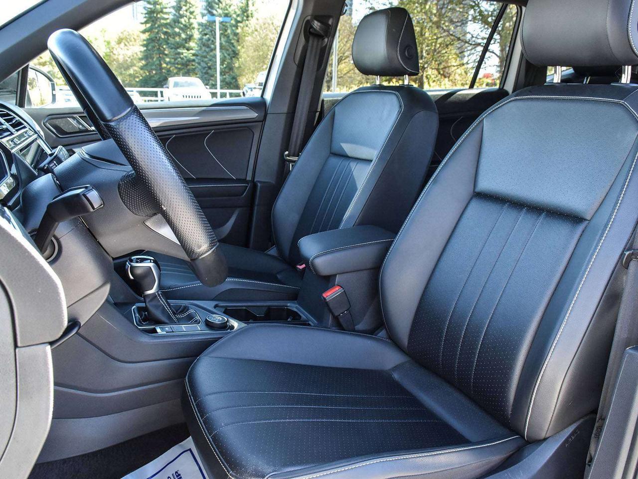 2024 Volkswagen Tiguan Comfortline R-Line Black Edition 4dr All-Wheel Drive 4MOTION Photo