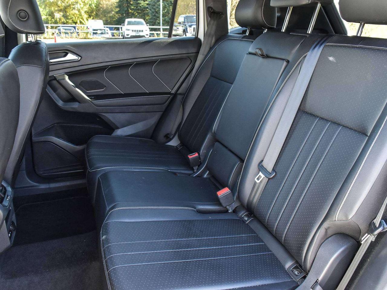 2024 Volkswagen Tiguan Comfortline R-Line Black Edition 4dr All-Wheel Drive 4MOTION Photo
