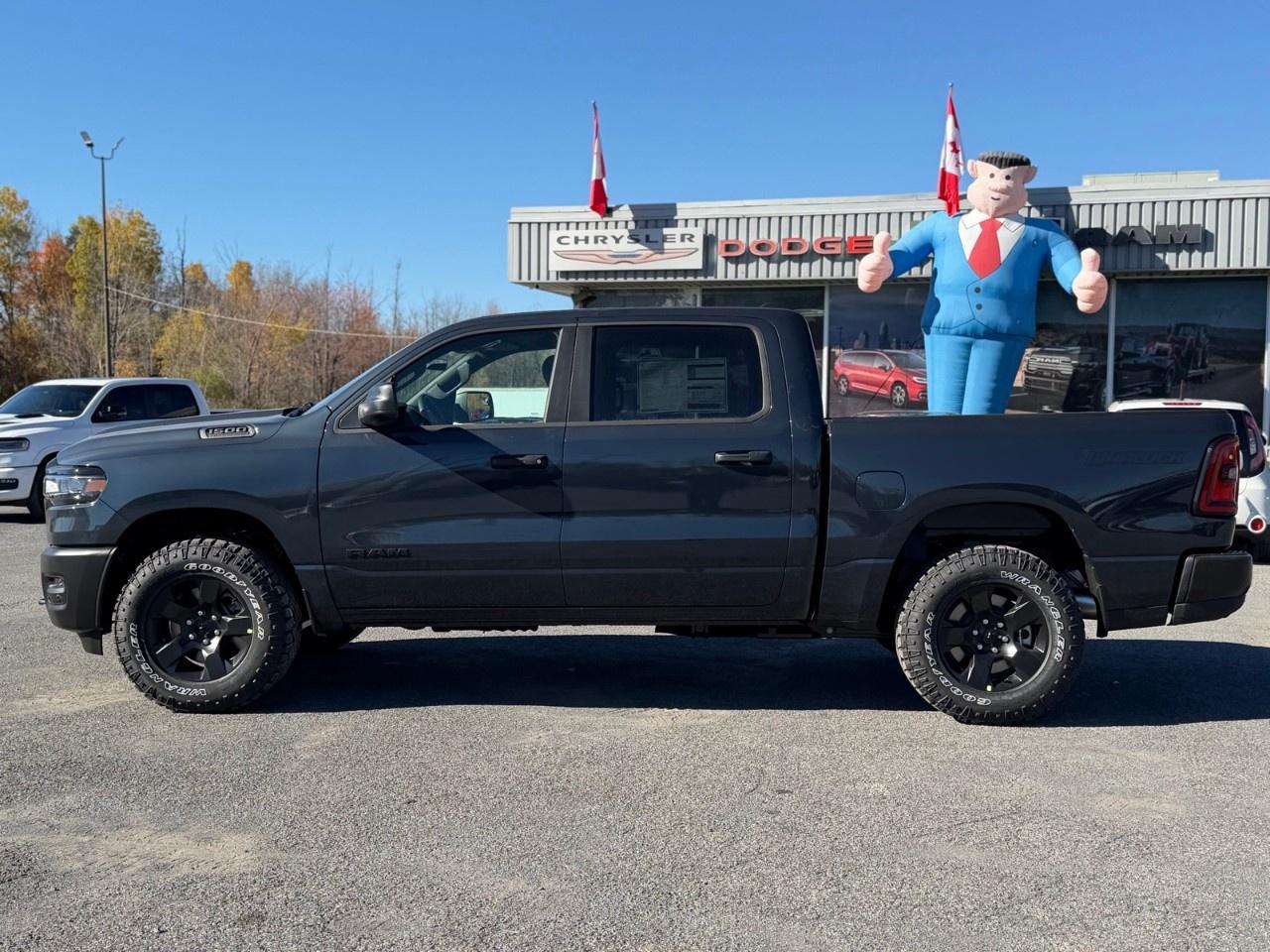 2027 RAM 1500 Warlock 4x4 Crew Cab 5'7" Box Photo5