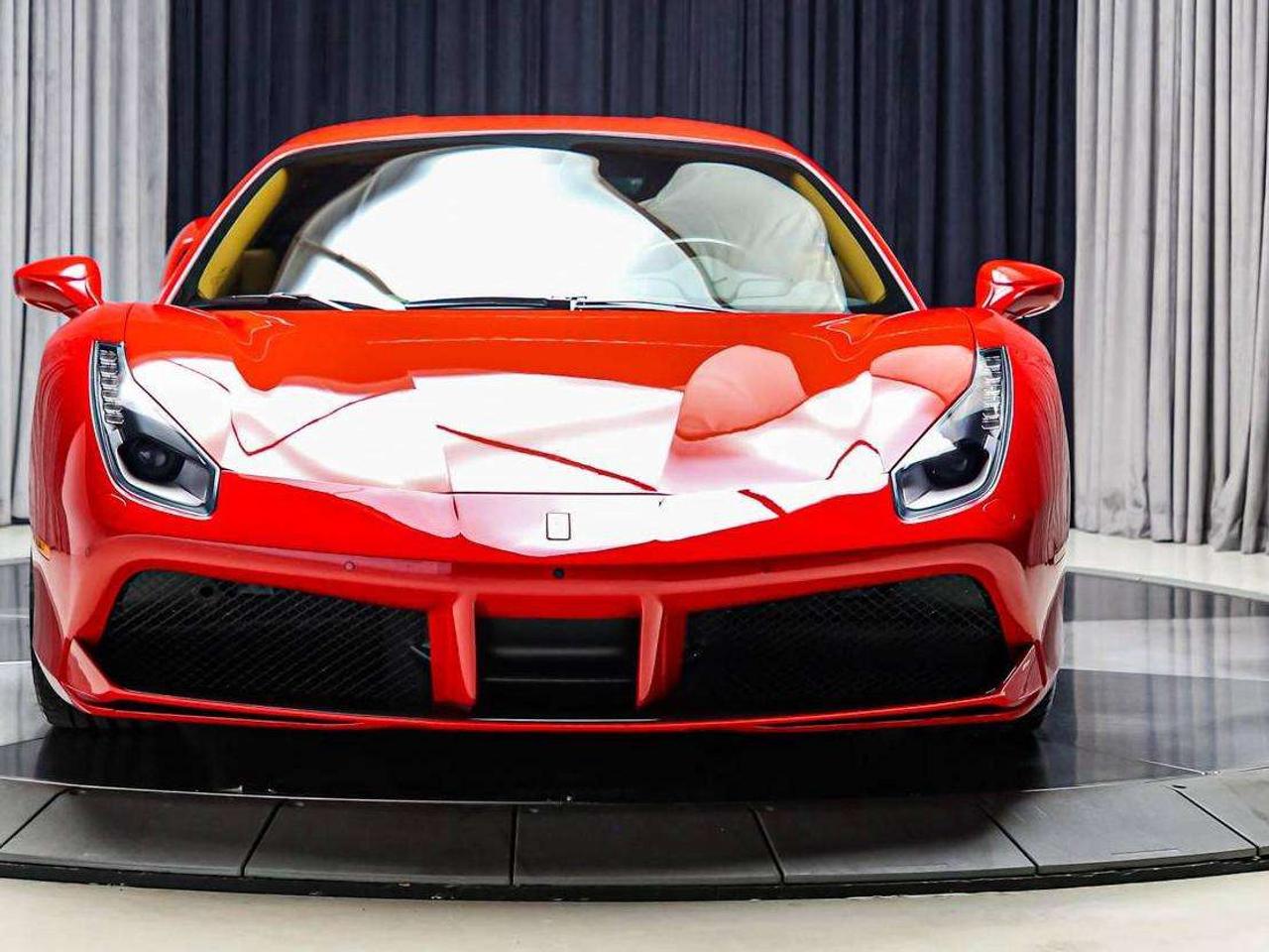 2019 Ferrari 488 GTB V8 CARBONEXT CERAMICBRAKES BEIGEINT NOACCIDENT Photo