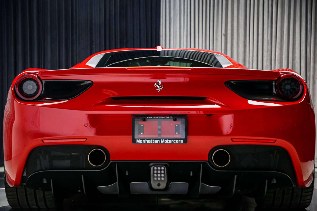 2019 Ferrari 488 GTB V8 CARBONEXT CERAMICBRAKES BEIGEINT NOACCIDENT Photo