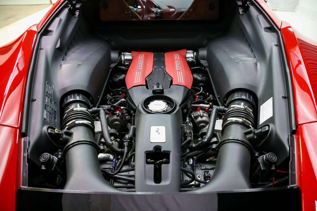2019 Ferrari 488 GTB V8 CARBONEXT CERAMICBRAKES BEIGEINT NOACCIDENT Photo