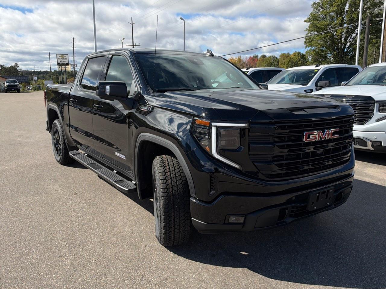 2026 GMC Sierra 1500 Crew Cab Short Box 4-Wheel Drive Elevation Photo