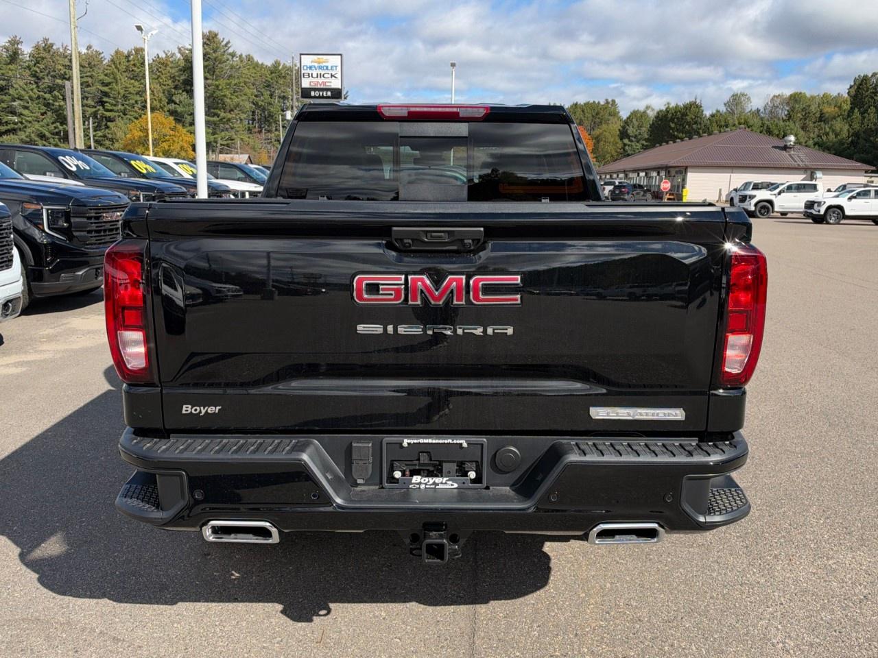 2026 GMC Sierra 1500 Crew Cab Short Box 4-Wheel Drive Elevation Photo