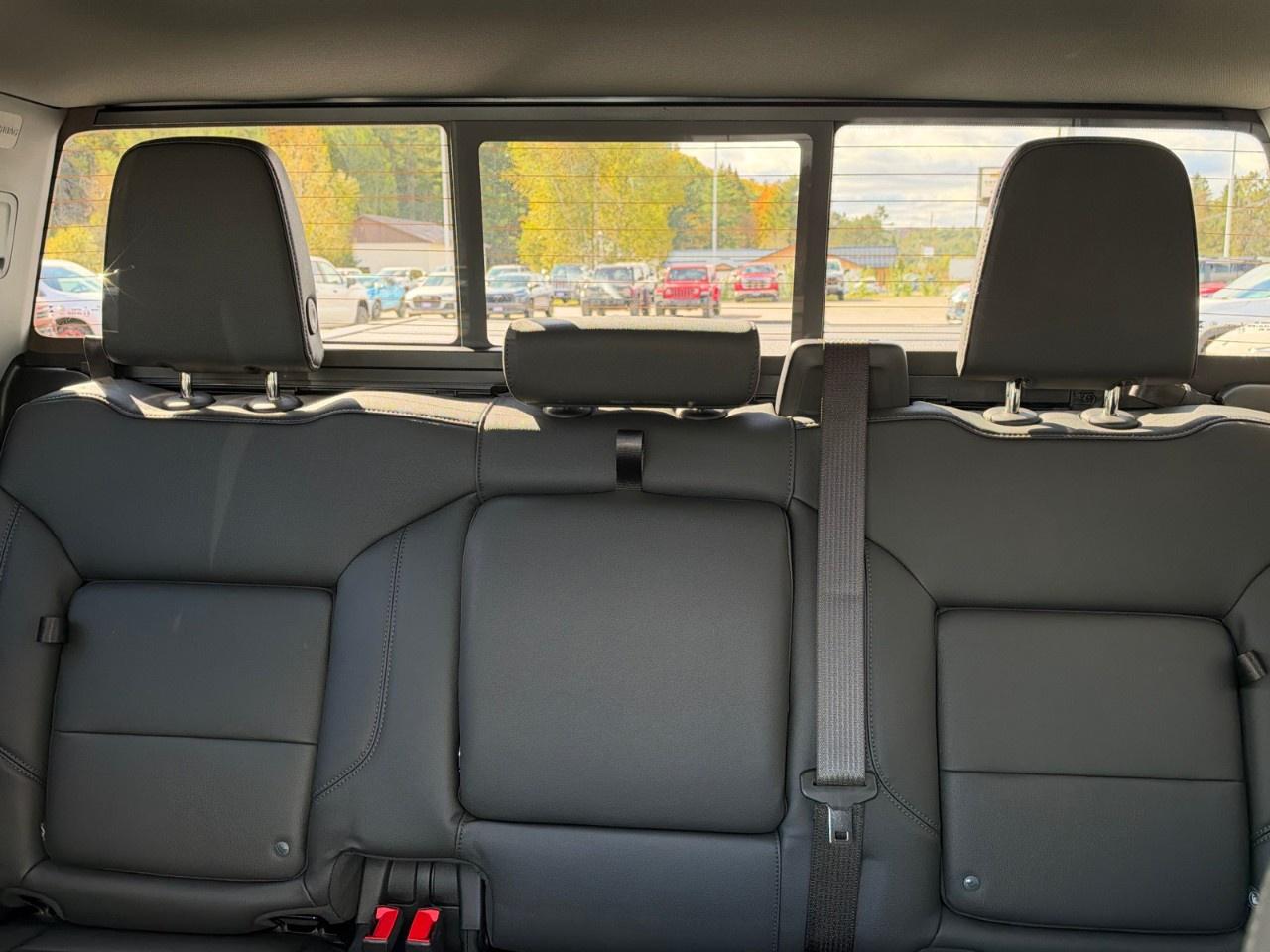 2026 GMC Sierra 1500 Crew Cab Short Box 4-Wheel Drive Elevation Photo