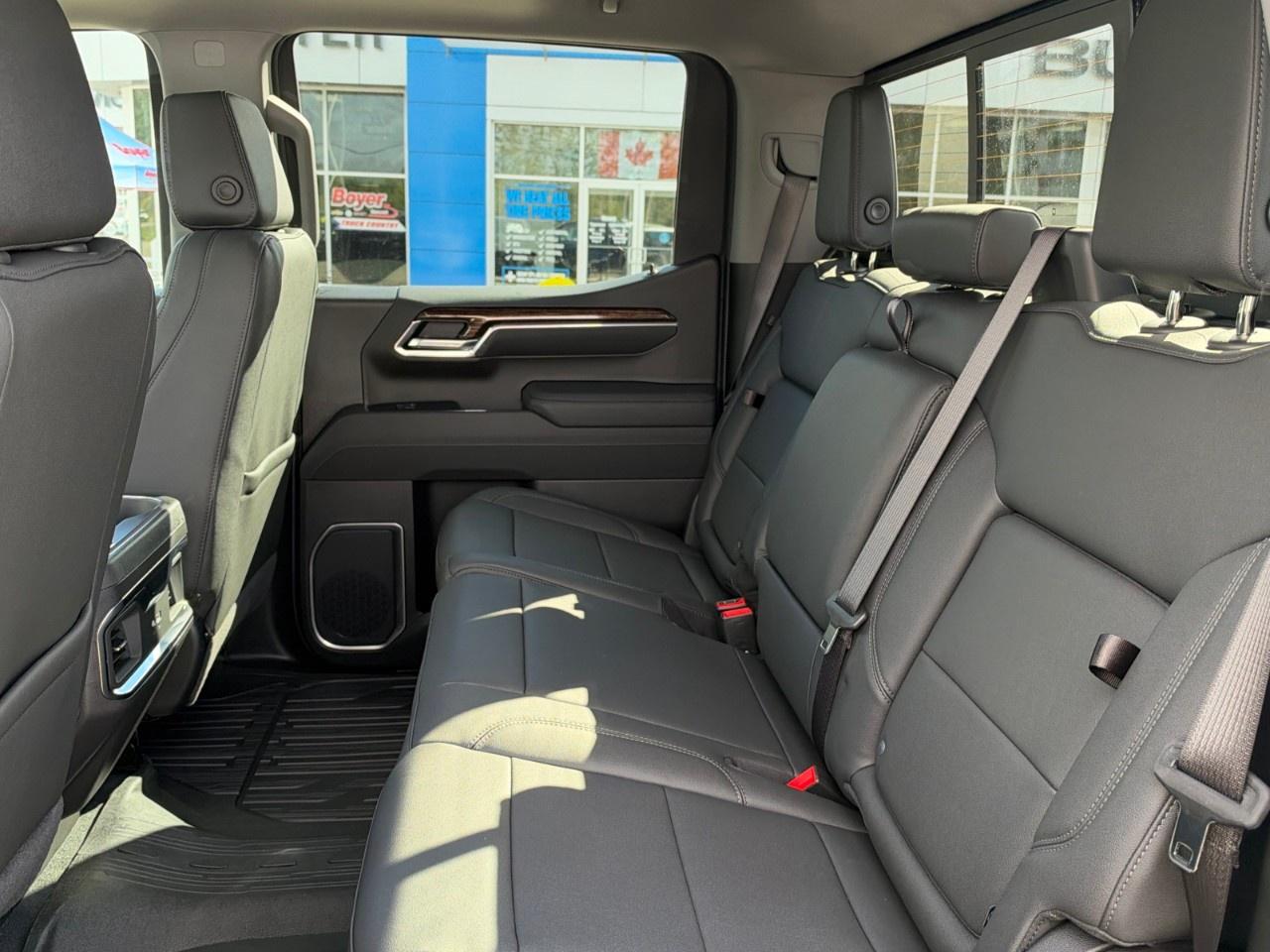 2026 GMC Sierra 1500 Crew Cab Short Box 4-Wheel Drive Elevation Photo