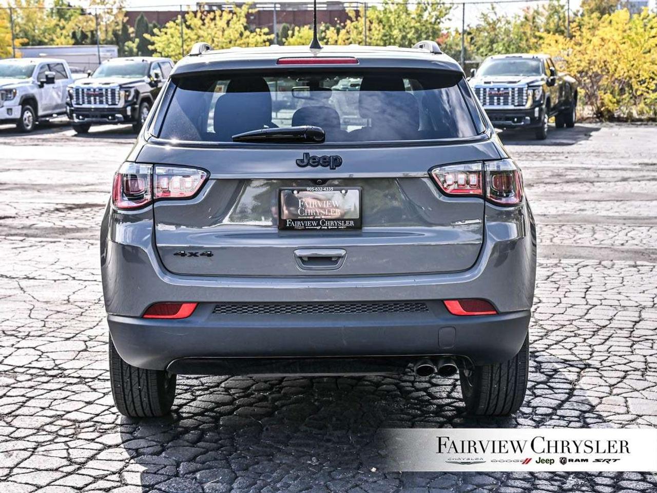 2021 Jeep Compass Upland Edition 4x4 UPLAND   HEATED SEATS   CARPLAY   PUSH BUTTON   DUAL CLIMATE   BACK UP CAMERA Photo4
