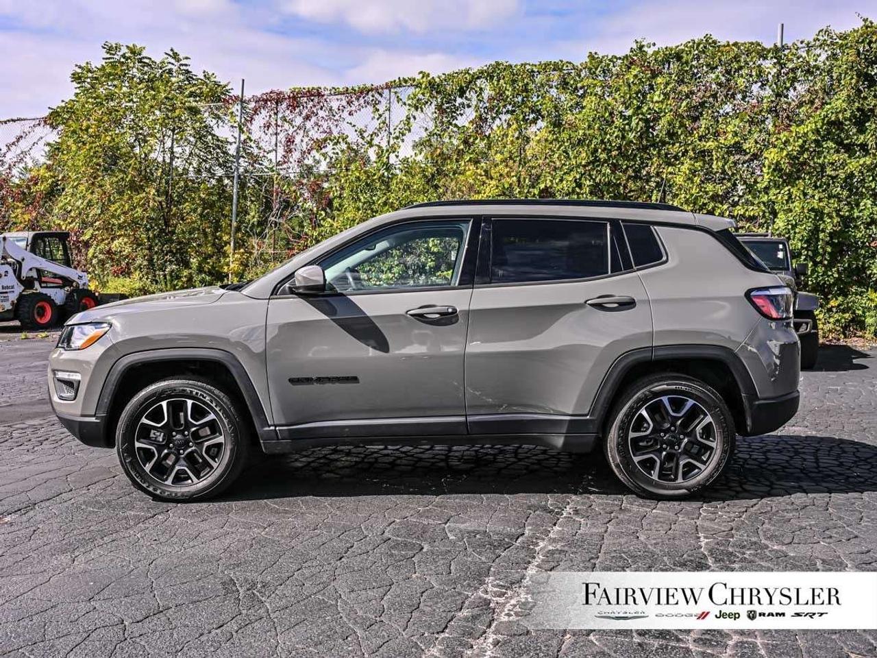 2021 Jeep Compass Upland Edition 4x4 UPLAND   HEATED SEATS   CARPLAY   PUSH BUTTON   DUAL CLIMATE   BACK UP CAMERA Photo2