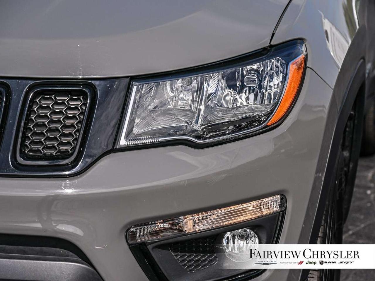 2021 Jeep Compass Upland Edition 4x4 UPLAND   HEATED SEATS   CARPLAY   PUSH BUTTON   DUAL CLIMATE   BACK UP CAMERA Photo