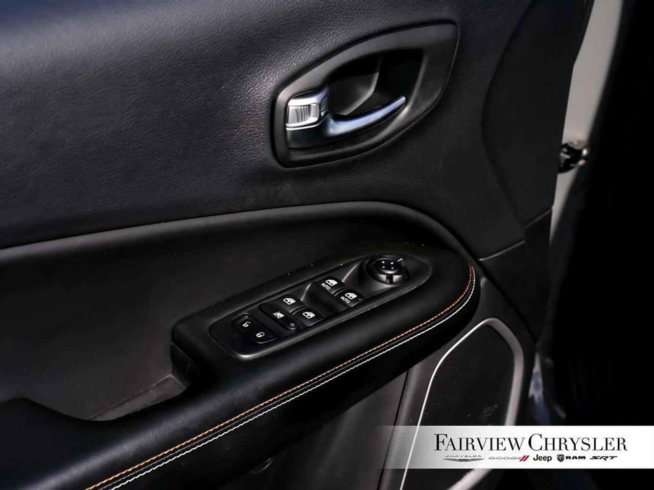 2021 Jeep Compass Upland Edition 4x4 UPLAND   HEATED SEATS   CARPLAY   PUSH BUTTON   DUAL CLIMATE   BACK UP CAMERA Photo